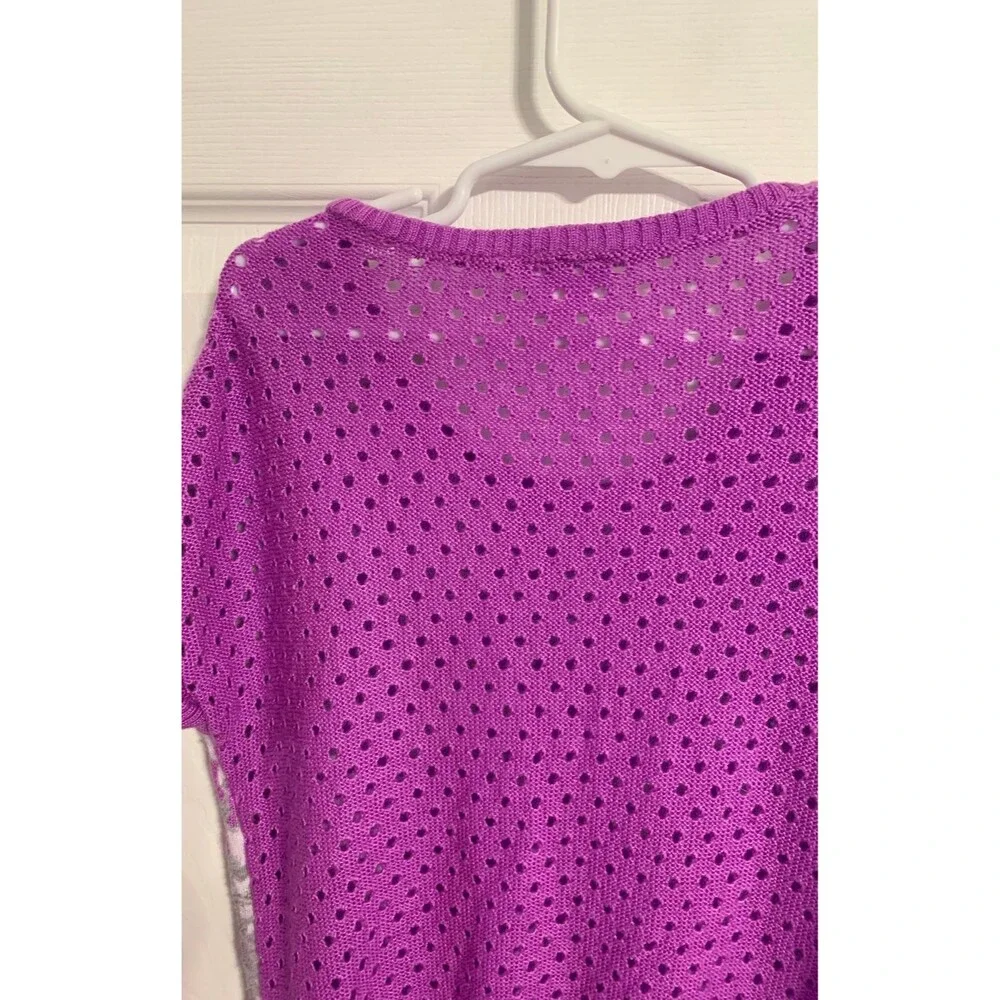 Justice Top. Size 10.